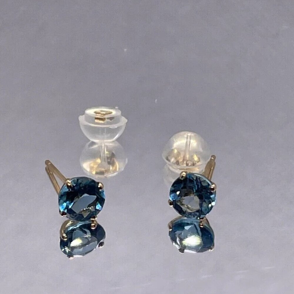14k yellow gold stud earrings with 3carats of genuine yellow topaz gemstones wit